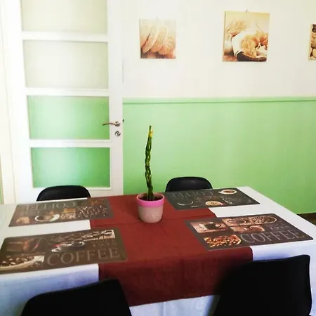 شقة The Manor House In The Old Town خانيا