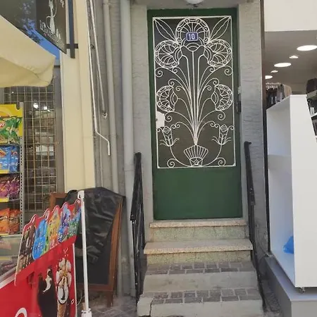 The Manor House In The Old Town Apartament *