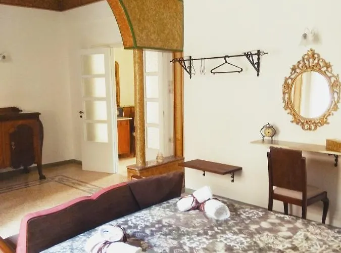 The Manor House In The Old Town Chania (Crete)